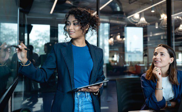 Onderzoek: ‘Helft van de bèta-technische professionals overweegt Nederland te verlaten’